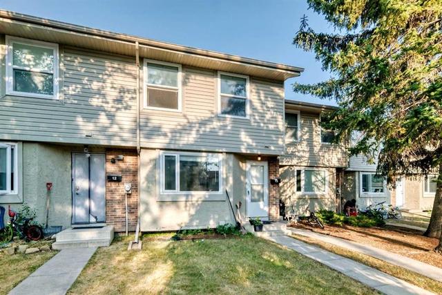13-123 Queensland Drive SE Calgary, AB T2J 3R3