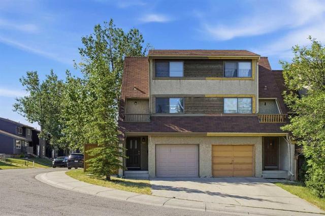 7003 Ranchero Road NW Calgary, AB T3G 1J6