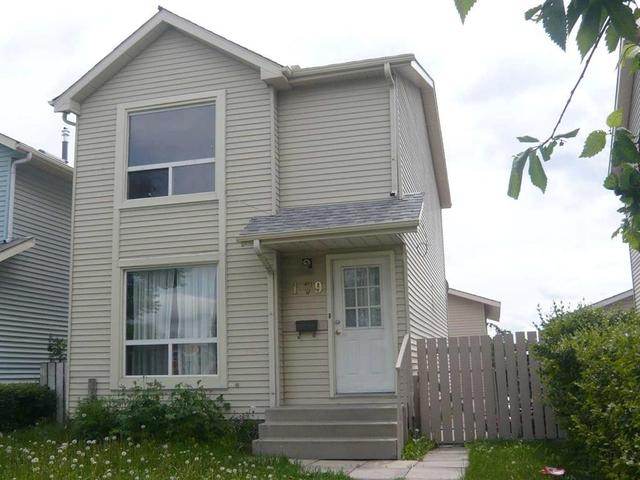 179 Falshire Drive NE Calgary, AB T3J 1P7