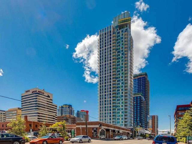 802-901 10 Avenue SW Calgary, AB T2R 0B5