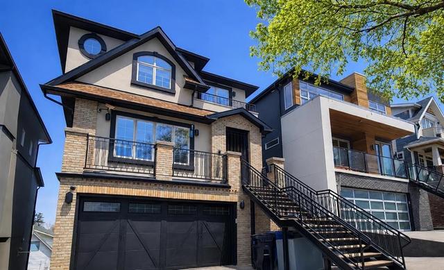 1108 Bellevue Avenue SE Calgary, AB T2G 4L1