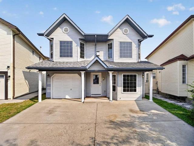 285 Fresno Place NE Calgary, AB T1Y 6Y3