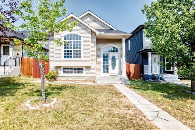 76 Coville Close NE Calgary, AB T3K 5W1