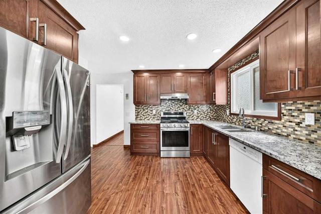 291 Falton Drive NE Calgary, AB T3J 2W8