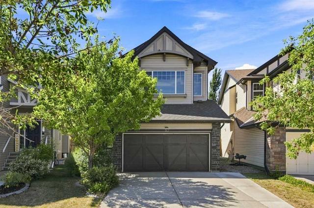 82 Brightonwoods Green SE Calgary, AB T2Z 0V8