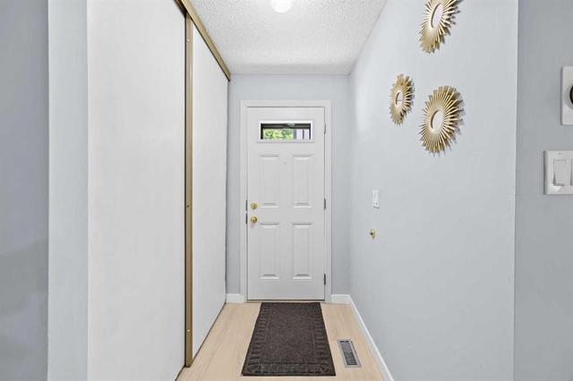 16-115 Bergen Road NW Calgary, AB T3K 1P2