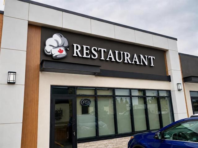120-11808 24 Street SW Calgary, AB T2W 6G2