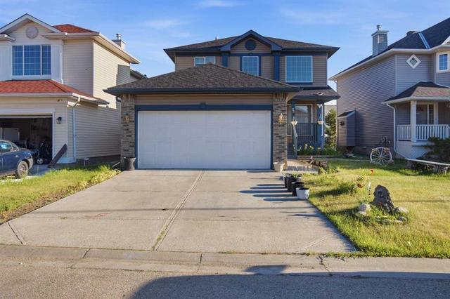 28 Coral Springs Close NE Calgary, AB T3J 3S4
