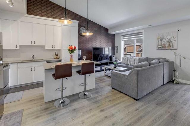 214 Livingston Common NE Calgary, AB T3P 1K1