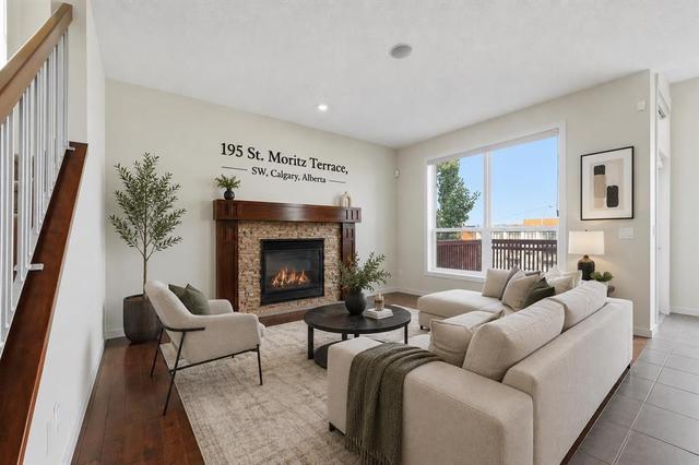 195 St Moritz Terrace SW Calgary, AB T3H 5X9