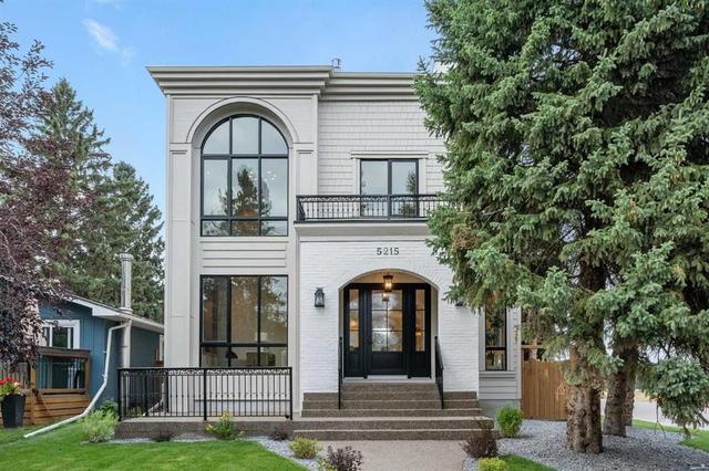 5215 19 Street SW Calgary, AB T3E 1N9