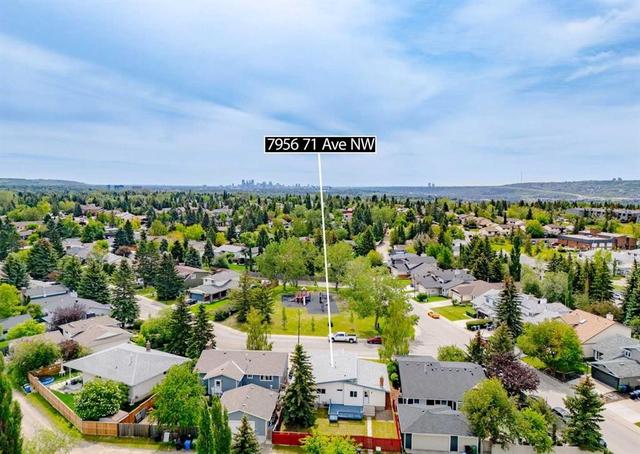 7956 71 Avenue NW Calgary, AB T3B 4J3