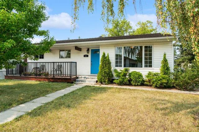 613 Olympia Crescent SE Calgary, AB T2C 1G6