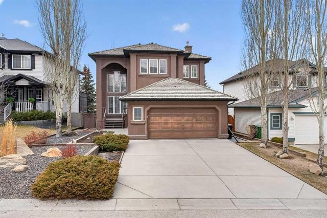 111 Valley Ponds Crescent NW Calgary, AB T3B 5T7