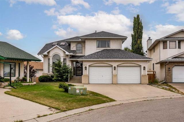 311 Hawkland Place NW Calgary, AB T3G 3R4