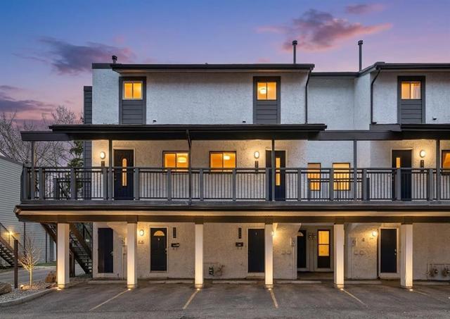 1808-2520 Palliser Drive SW Calgary, AB T2V 4S9