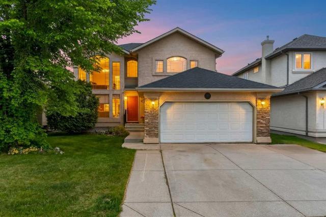 148 Sierra Madre Crescent SW Calgary, AB T3H 3G8