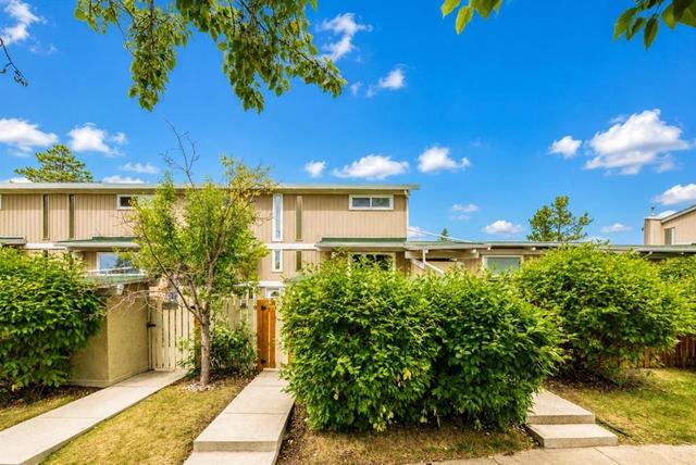 403-11010 Bonaventure Drive SE Calgary, AB T2J 3A8