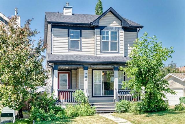 708 Tuscany Drive NW Calgary, AB T3L 3A7