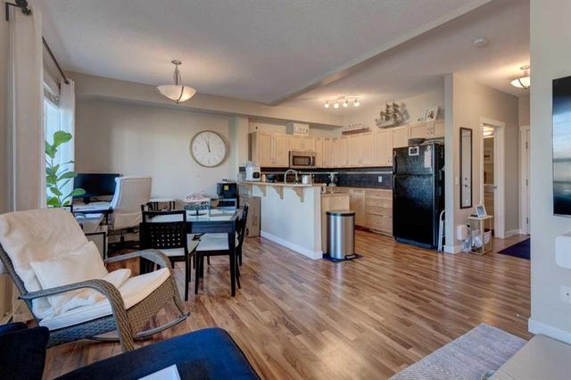 1203-211 Aspen Stone Boulevard SW Calgary, AB T3H 0K1