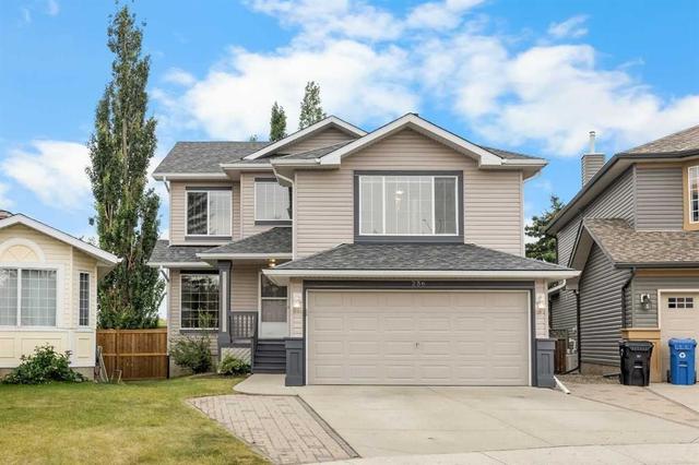 256 Harvest Glen Place NE Calgary, AB T3K 4J1