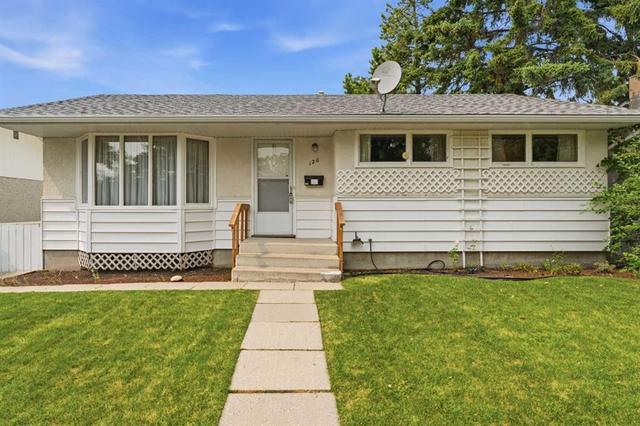 120 Glenpatrick Drive SW Calgary, AB T3E 4L6