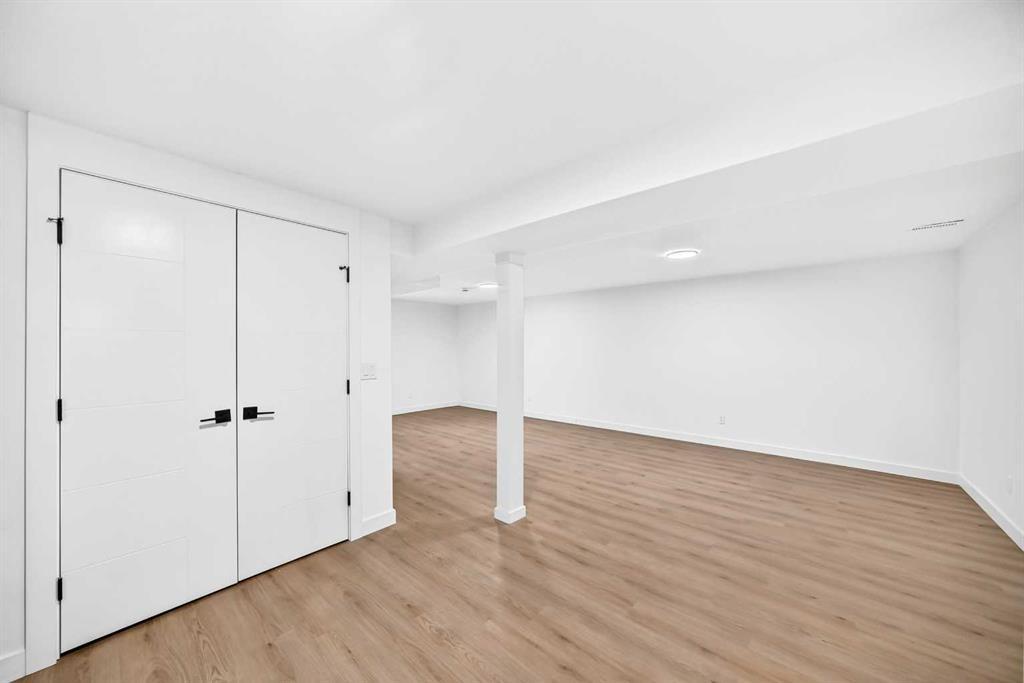 152 Maranda Close Ne, Calgary, AB - Indoor Photo Showing Other Room