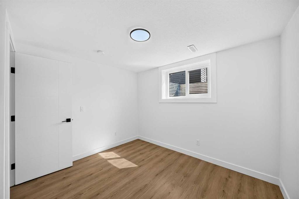 152 Maranda Close Ne, Calgary, AB - Indoor Photo Showing Other Room