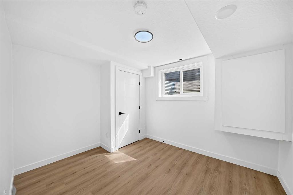 152 Maranda Close Ne, Calgary, AB - Indoor Photo Showing Other Room