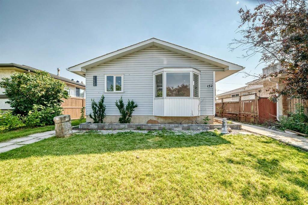 152 Maranda Close Ne, Calgary, AB - Outdoor