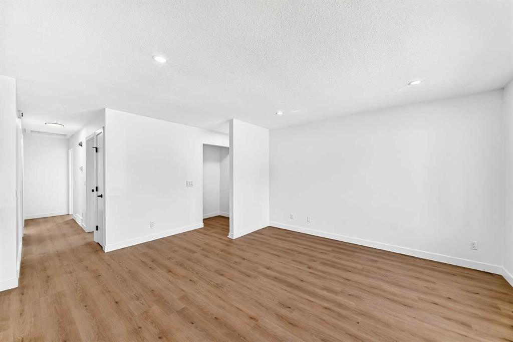 152 Maranda Close Ne, Calgary, AB - Indoor Photo Showing Other Room