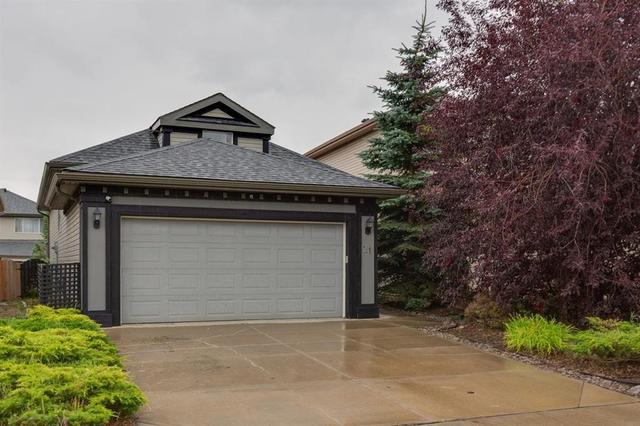 21 Covehaven Gardens NE Calgary, AB T3K 5W3