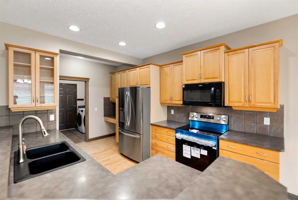 49 Panamount Rise Nw, Calgary, AB - Indoor Photo Showing Other Room