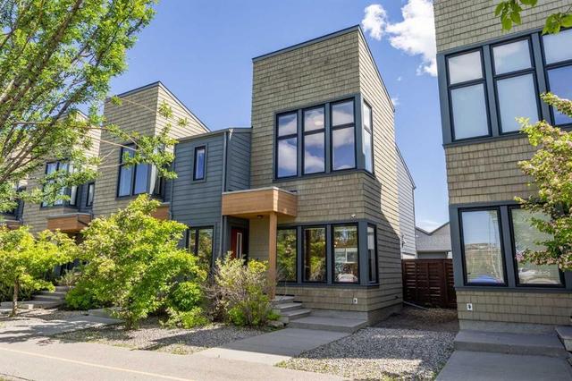 140 Walden Gate SE Calgary, AB T2X 0P3