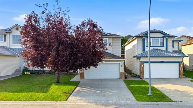 72 Arbour Crest Road NW Calgary, AB T3G 4L4