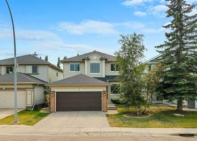 19 Citadel Ridge Close NW Calgary, AB T3G 4V4