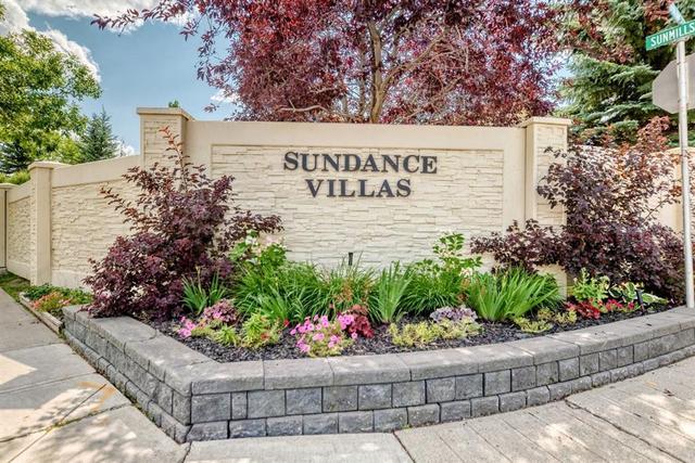 8 Sunlake Close SE Calgary, AB T2X 3H2