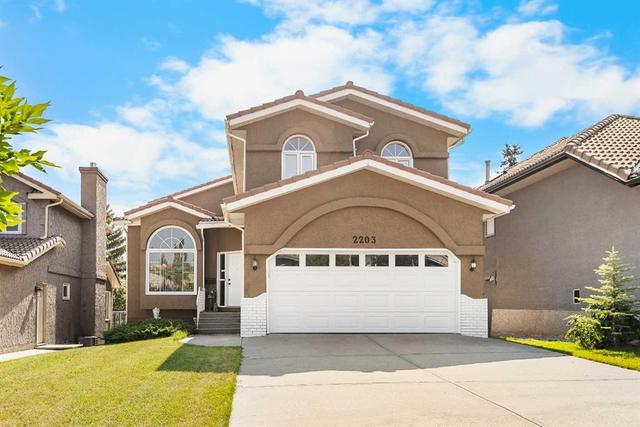 2203 Sirocco Drive SW Calgary, AB T3H 2T9