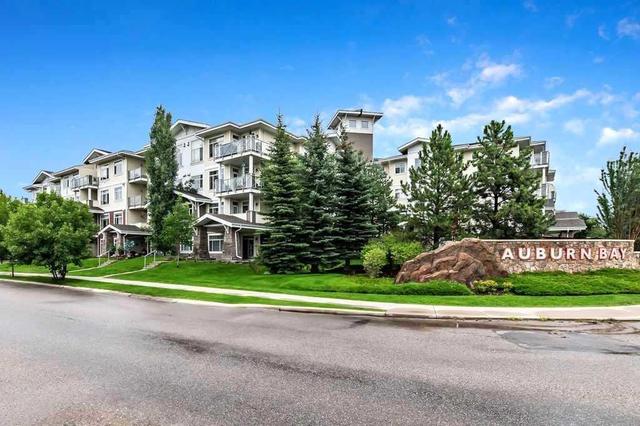 202-10 Auburn Bay Link SE Calgary, AB T3M 1Y8