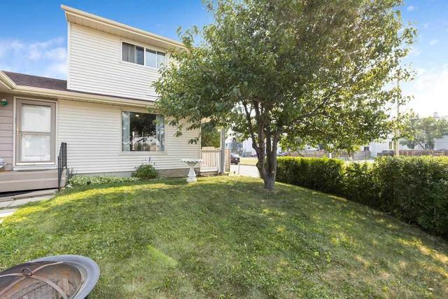 44 Falwood Crescent NE Calgary, AB T3J 1E3