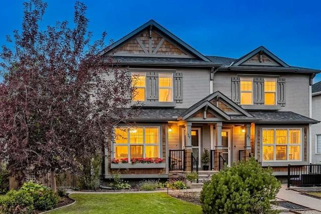 79 Autumn Green SE Calgary, AB T3M 0H4
