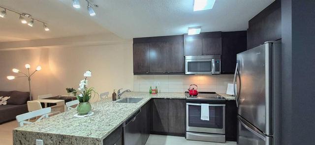 206-15 ASPENMONT Heights SW Calgary, AB T3H 0E3