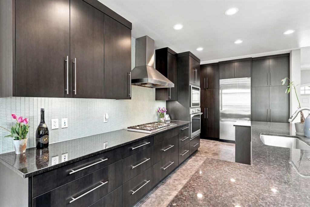 163 Cranarch Circle Se, Calgary, AB - Indoor Photo Showing Kitchen With Stainless Steel Kitchen With Upgraded Kitchen