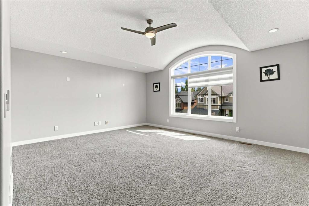 163 Cranarch Circle Se, Calgary, AB - Indoor Photo Showing Other Room