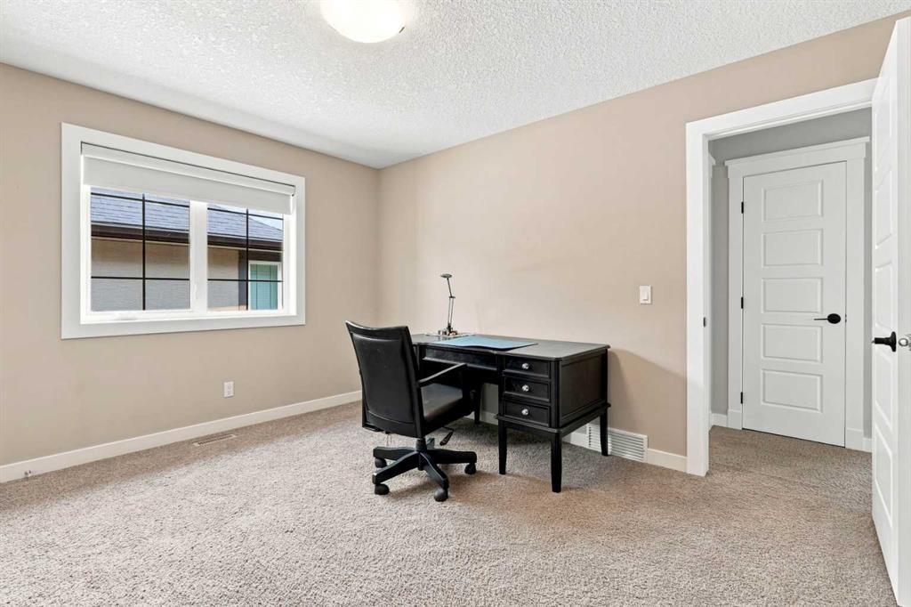 163 Cranarch Circle Se, Calgary, AB - Indoor