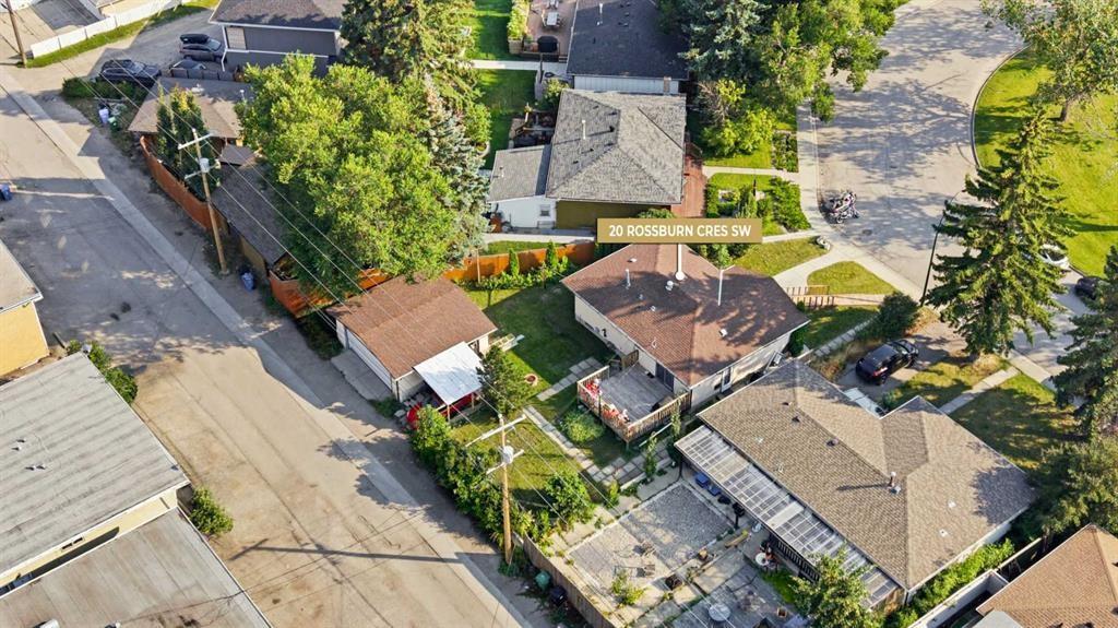 20 Rossburn Crescent Sw, Calgary, AB - Outdoor With View