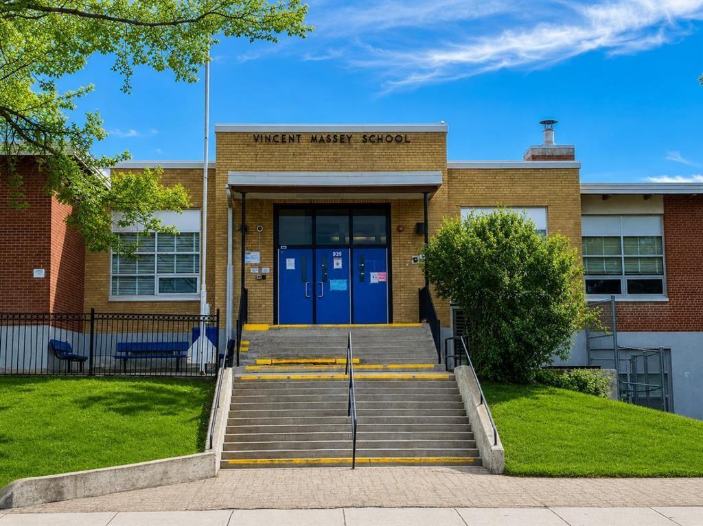 20 Rossburn Crescent Sw, Calgary, AB - Outdoor