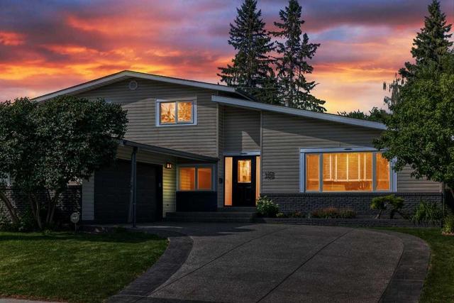 1220 73 Avenue SW Calgary, AB T2V 0S1