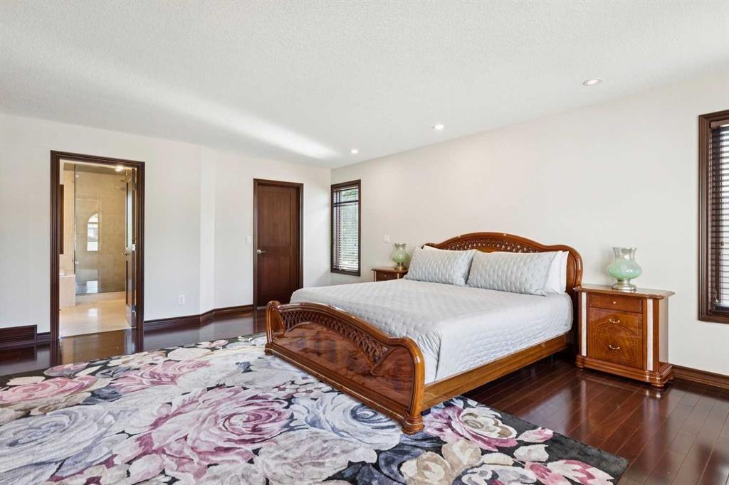 223 Pump Hill Crescent, Calgary, AB - Indoor Photo Showing Bedroom