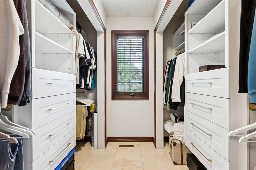 223 Pump Hill Crescent, Calgary, AB - Indoor